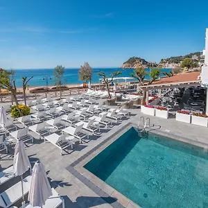 4* Отель Golden Mar Menuda